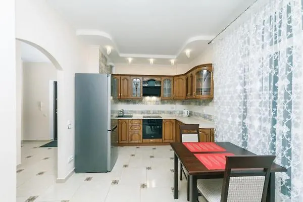 Daire Lux Apartment, Comfort Town, Kiev Ukrayna